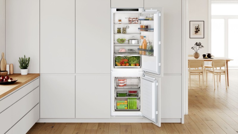 Combiné réfrigérateur/congélateur intégrable Bosch KIN86VFE0 detail 4