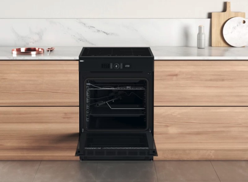 Fornuis inductie kookplaat Whirlpool WS68IS8APBP/zwart// detail 1