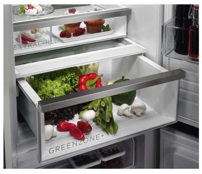 Combiné réfrigérateur/congélateur intégrable AEG TSC8M18WCF/! detail 3