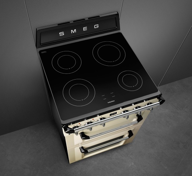 Fornuis inductie kookplaat Smeg TR62IP2 detail 2