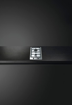 Kookplaat klein/domino Smeg PGF32G detail 1