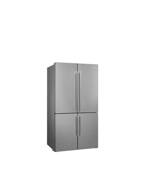 Side/Side + 3 en 4 deurs Smeg FQ60XE vooraanzicht
