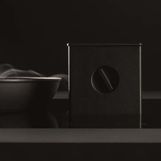 Taque de cuisson avec hotte intégrée Novy 1801// Novy One Power detail 1