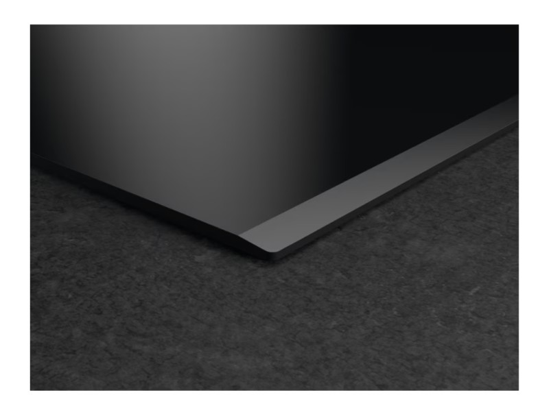 Taque de cuisson induction AEG NIK95N08FB detail 1