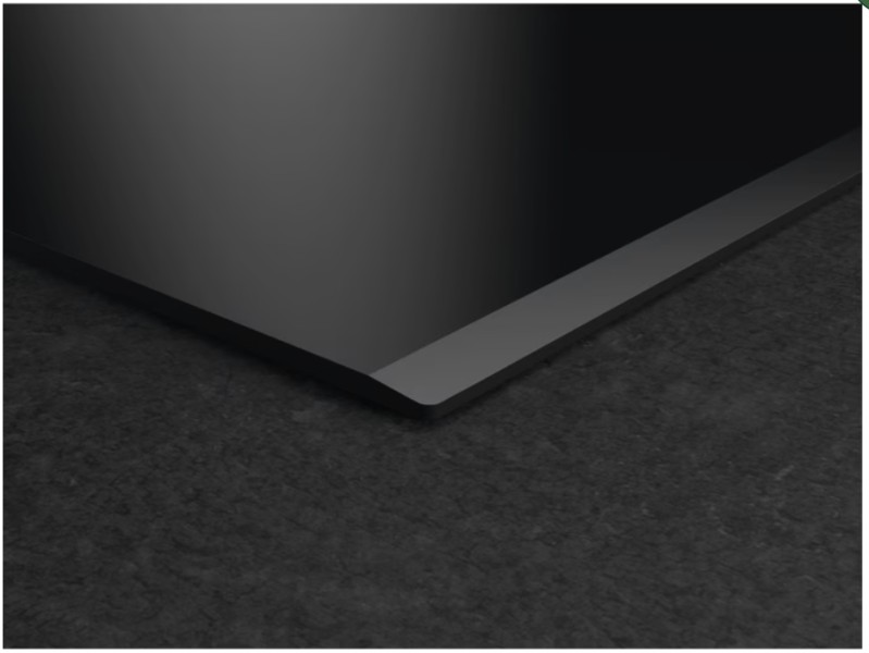Taque de cuisson avec hotte intégrée AEG NCH84C23FB detail 2