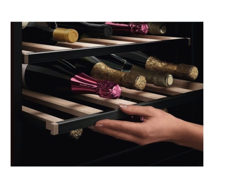 Cave à vin intégrable AEG CW6000T detail 2