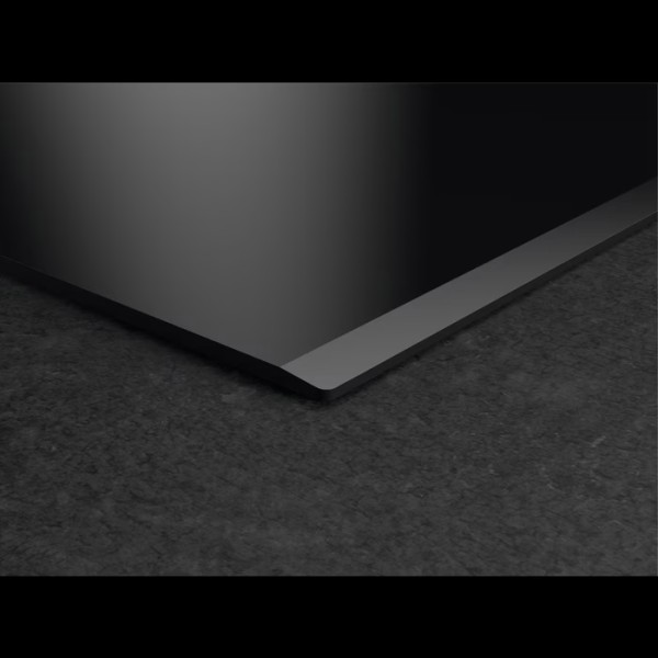 Taque de cuisson induction AEG TK85IM00FB detail 2