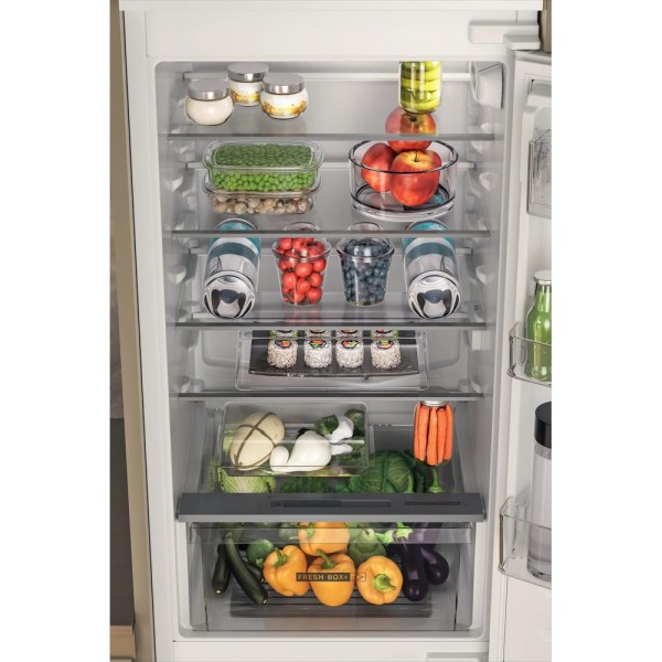 Combiné réfrigérateur/congélateur intégrable Bauknecht BKGIL18S12 detail 2