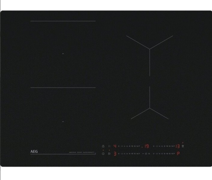 Taque de cuisson induction AEG TO74IB00CZ/saphiermatt zwart vooraanzicht