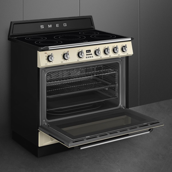 Fornuis inductie kookplaat Smeg TR90IPP detail 3
