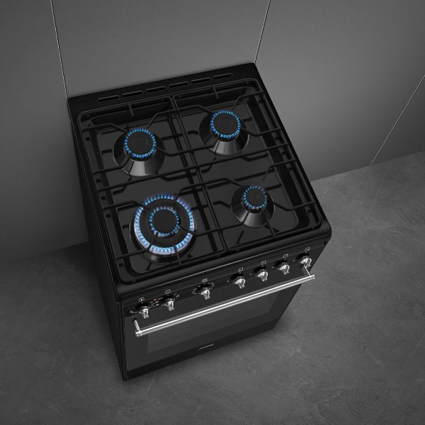 Cuisinière avec taque de cuisson au gaz Smeg CX61GMBL/zwart detail 3