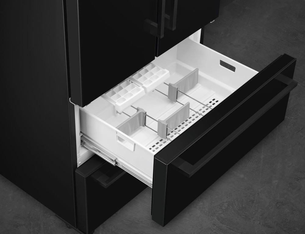 Smeg Side/Side + 3 en 4 deurs FQ 55 FNDE