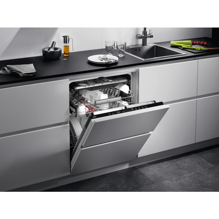 AEG Vaatwasser volledig integreerbaar 60cm FSE 76737 P*