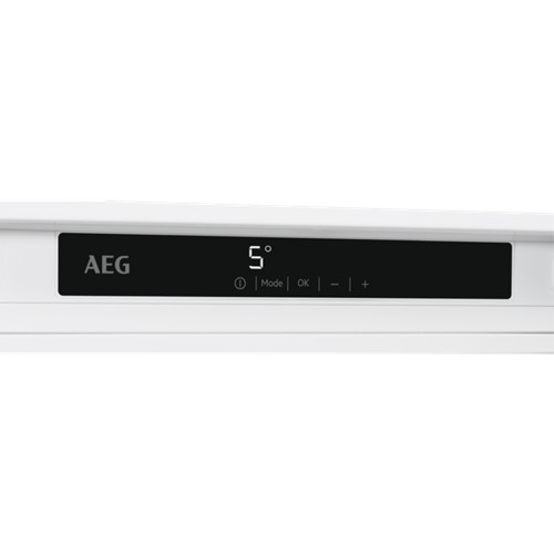 AEG Koelkast inbouw 140-149cm hoog SKE 814D9 ZC