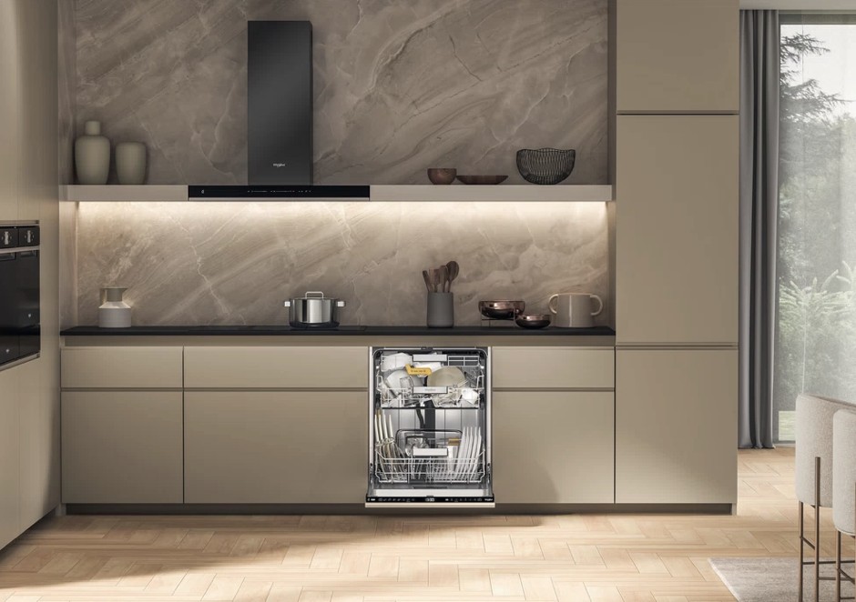 Whirlpool Vaatwasser volledig integreerbaar 60cm W 8IHF58 TUS
